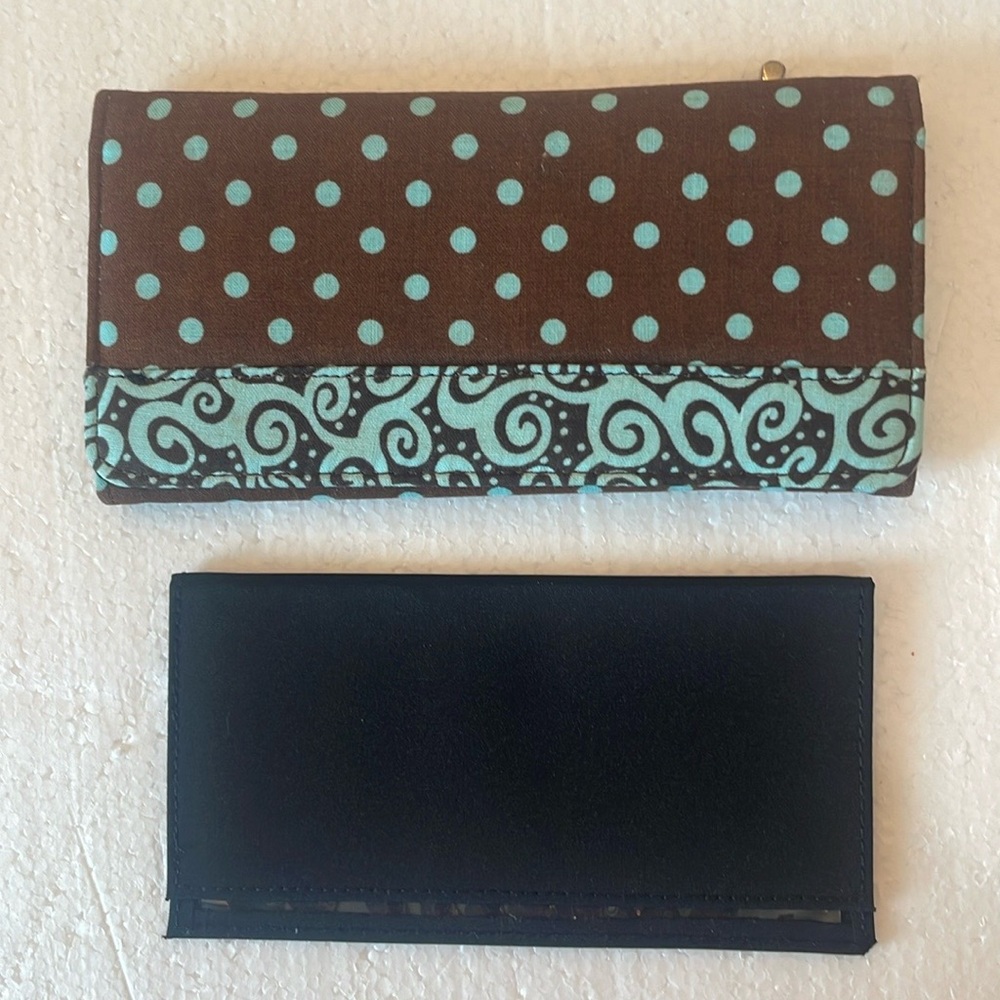 polkadot foldable women’s wallet zipper compartments zip pockets brown turquoise